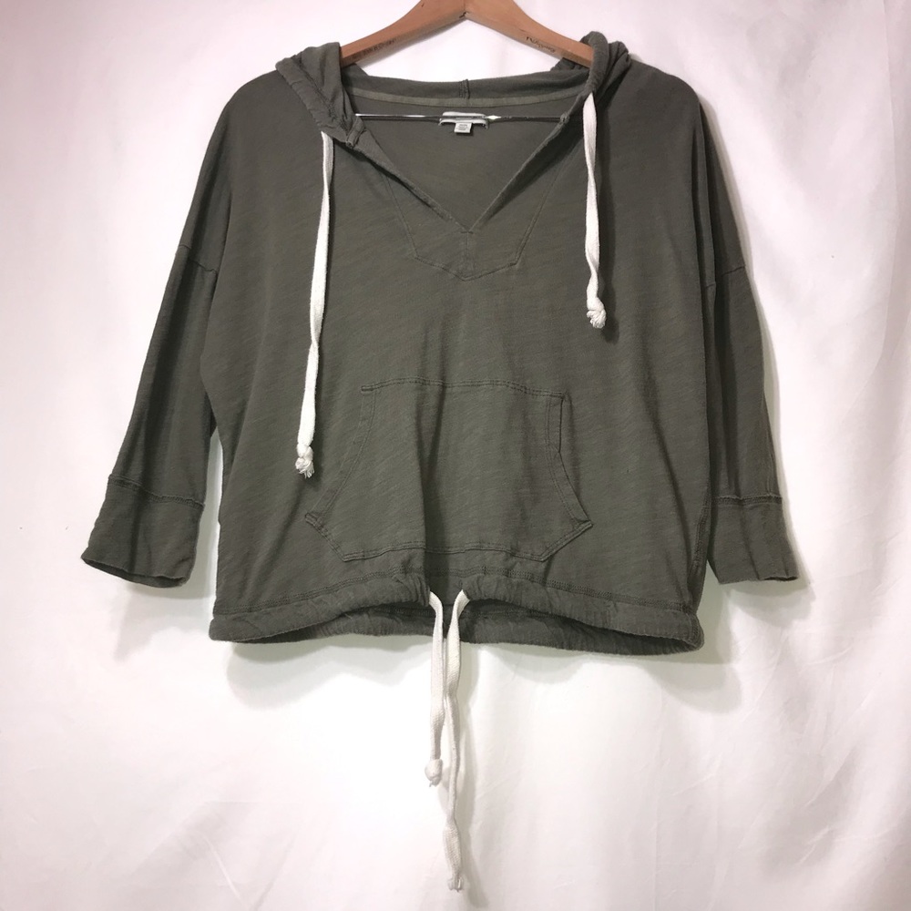 American Eagle - size M - cropped hoodie